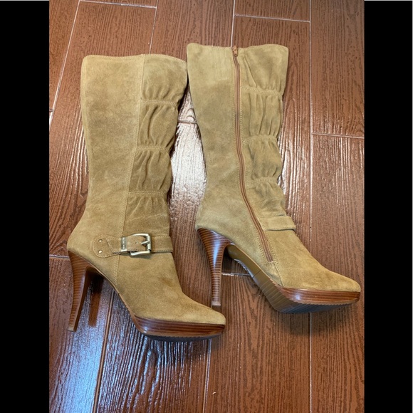 Michael Kors Shoes - Michael Kors Lattington suede boot